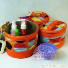 创意家居与美容美妆的融合 彩妆化妆包的日用百货新潮流